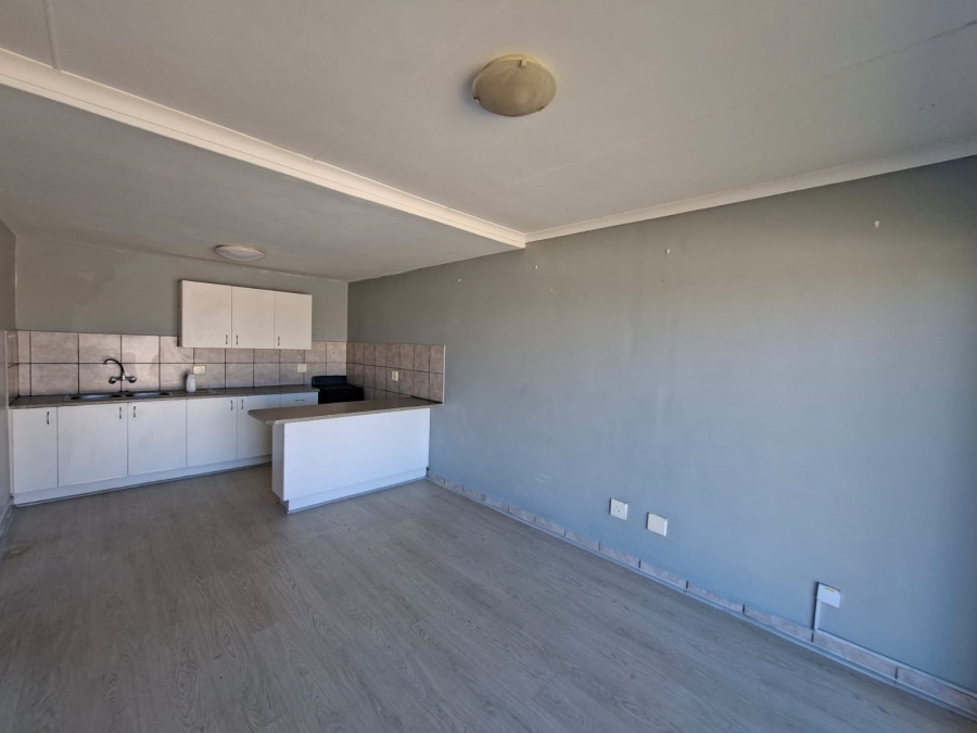 2 Bedroom Property for Sale in Hartenbos Central Western Cape